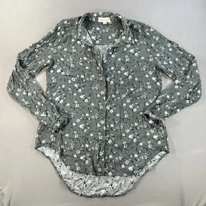 Top de tela y piedra gris medio floral con botones ligero Anthropologie - Imagen 1 de 6
