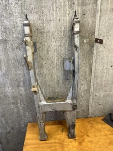 1992-1997 Kawasaki KX80 Big Wheel Swing Arm 33001-1392-TX OEM - Foto 1 di 10