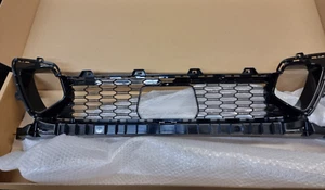NEW GENUINE BMW 2' GRAN COUPE F44 M SPORT FRONT BUMPER CENTRE GRILL 51118075480 - Picture 1 of 6