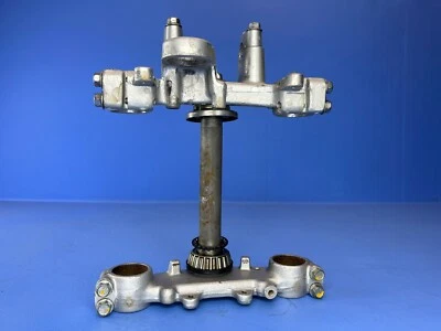 Yamaha TTR225 2002 OEM triple árbol abrazaderas de manillar y placa de estancia Foto 1 de 4