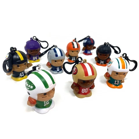 NFL 1 Squeezy Mates Legends 2023- 2024 Blind Pack With Carabiner Clip Cover