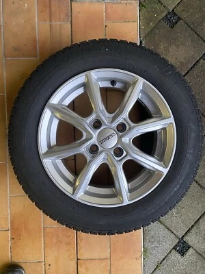 Winterreifen 165/70R14 81T auf Alufelgen gebraucht 5,5 und 7 mm Abholung 66629  - Bild 1 von 4