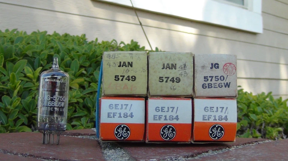 Drake R-4C-NOS/NIB GE Tube Set-6BA6 (5749) x2 6BE6 (5750) 6EJ7 x3-Free Ship US - Image 1 of 1