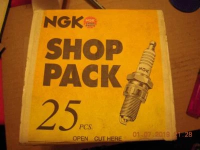YR5/S25, 711 Set of 25 Spark Plug, NGK - Image 1 of 4