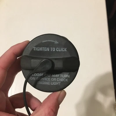 1999-2004 Jeep Grand Cherokee Fuel Tank Cap Gas Lid Cover Assembly OEM - Image 1 of 4