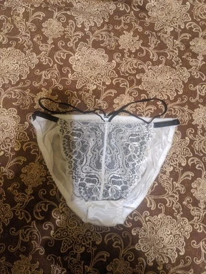 Bragas de bikini de satén talla S/M Foto 1 de 4