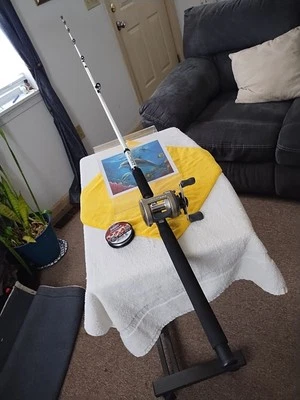 baitcaster Fishing Rod Zebco 606 7' MH 12-25lb And Reel Bass Pro - Image 1 of 4