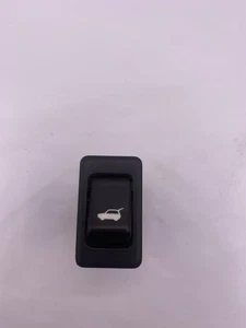 1990-1995 Pathfinder Rear Trunk Tailgate Open Close Control Button Switch Suv - Picture 1 of 6