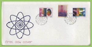 Singapore 1975 Science and Industry set on First Day Cover - Picture 1 of 1