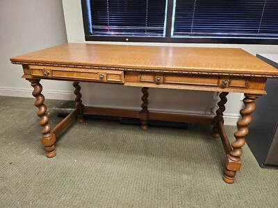 Antigua mesa/escritorio de biblioteca de roble Foto 1 de 4