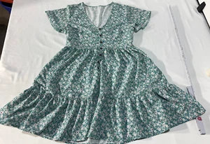 Floral Women's Knee Length Dress Size Small - Picture 1 of 4