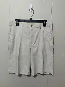 NEW! Men's "Izod" Straight Fit Sun Control Wicking Golf Shorts Size 32 - Picture 1 of 9