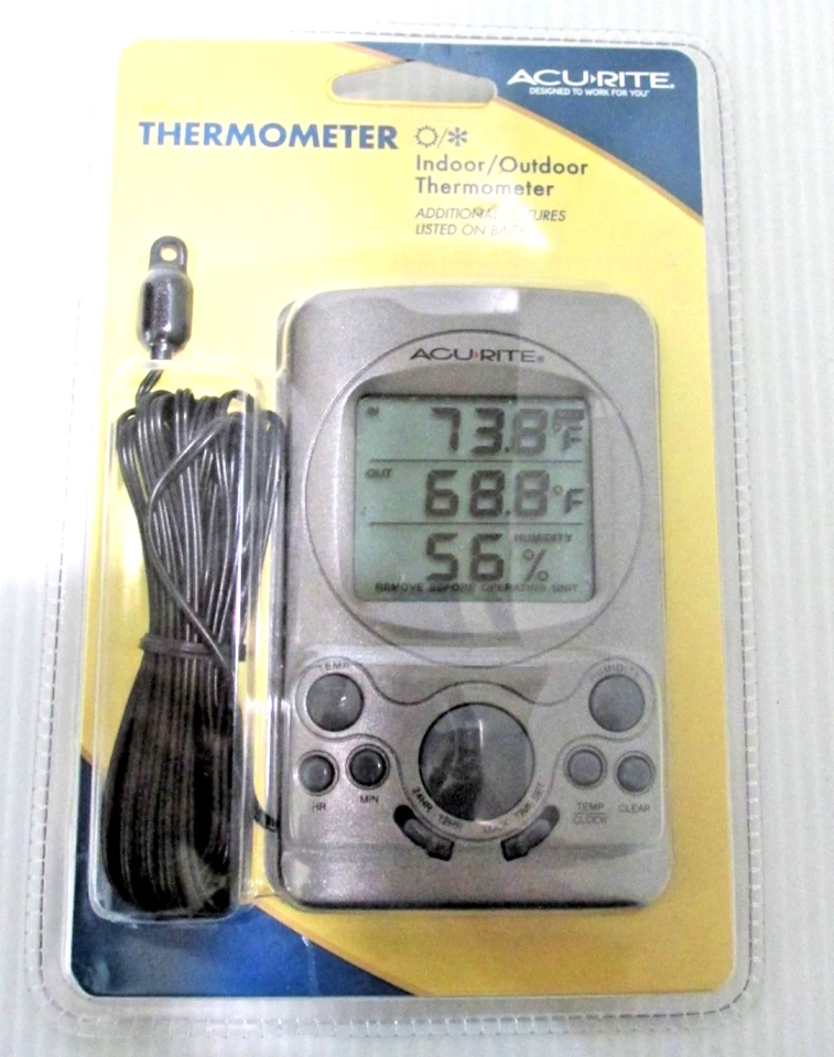 Termómetro digital Acurite con cable para interiores y exteriores con sensor de humedad interior de 10 pies Foto 1 de 2