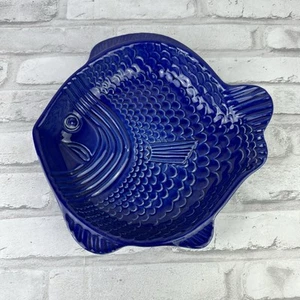 Deltis Portugal Cobalt Blue Fish Ceramic Dish Bowl 9.5" Diameter - Picture 1 of 4