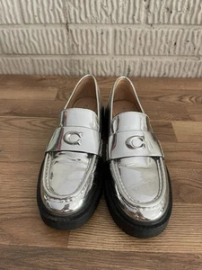Coach Leah Metallic Loafer Damenmode Schuhe Größe 7 Silber Grob Plateau - Bild 1 von 7