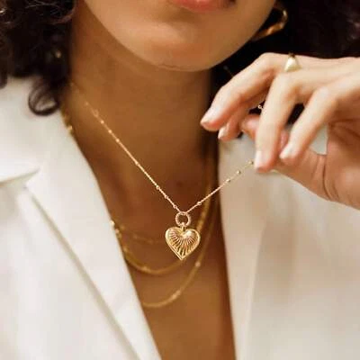 Barbie Gold Necklace From The Movie, Morgot Robbie Jewelry, Heart Gold Plated - Image 1 of 3