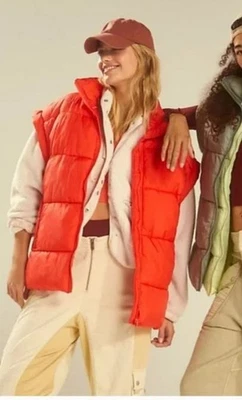 全新带标签 Free People FP Movement In A Bubble Puffer 背心火焰尺寸 Larage — 第 1/4 张图片
