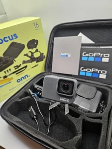Go Pro - HERO 7 - Silver - Comes With Accesories - Tested - Picture 1 of 9