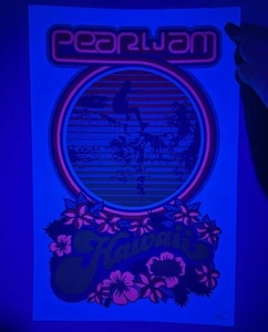 Pearl Jam Hawaii Poster 12/2/06 Ames Bros 17x24 MINT Honolulu Kings of Leon - Picture 1 of 9