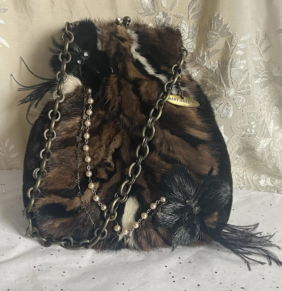 Precioso bolso de mano Mary Frances de colección cuentas de piel multicolor plumas pedrería Foto 1 de 4
