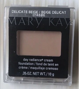RARE New Mary Kay Day Radiance Cream Foundation Delicate Beige Full Size - Picture 1 of 2