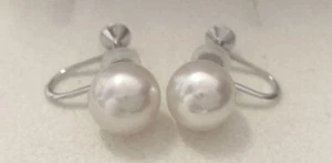 MIKIMOTO Akoya pearl 8.4mm 18K Gold earrings - Picture 1 of 7