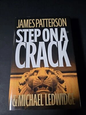 Step On A Crack by James Patterson and Michael Ledwidge - Image 1 of 4
