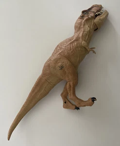 Jurassic World JW T-Rex Dinosaur 2015 Hasbro 16" Chomping Jaws Action Figure Toy - Picture 1 of 4