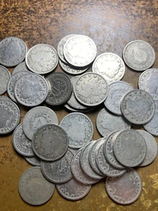 LIBERTY "V" NICKEL, mixed roll of 40 common date coins, Good condition - Picture 1 of 3