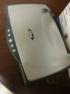 VISIONEER ONETOUCH 9220 PHOTO SCANNER 1200 DPI- COMPATIBLE WITH USB 2.0 - Picture 1 of 6