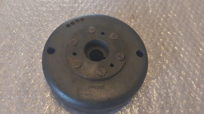 Kawasaki F - 5 - 9 - 11 - 7 -? Винтажный маховик Magneto - Изображение 1 из 4