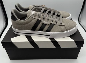 Adidas Daily 3.0 Schuhe Herren Größe 9,5 grau Skateboard Outdoor FW3270 - Bild 1 von 10