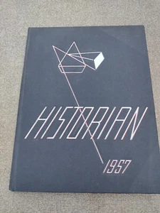 1957 DOUGLAS SOUTHALL FREEMAN HIGH SCHOOL YEARBOOK, THE HISTORIAN - Picture 1 of 11