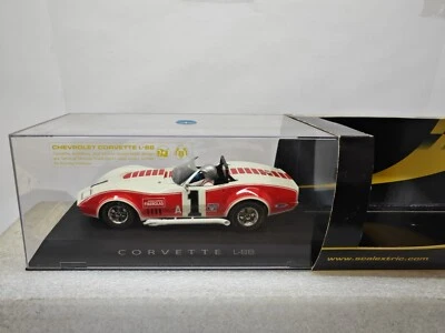 Scalextric 1:32 Chevrolet Corvette L88 1969 rosso bianco Slot Car - Immagine 1 di 2
