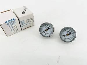 Lot of 2 New Trerice 800B1501BA110 Pressure Gauges 800B 1-1/2" 0-100psi 1/8" CBM - Picture 1 of 5