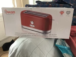 Swan 4 Slice Toaster New In Box - Picture 1 of 2