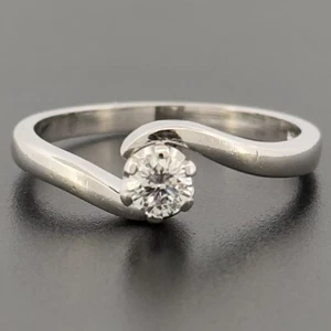 18ct White Gold 0.25ct Diamond Solitaire Ring Size M Hallmarked - Picture 1 of 9