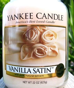 Yankee Candle Retired "VANILLA SATIN" Fresh~ Large 22 oz ~WHITE LABEL~RARE ~ NEW - Picture 1 of 3