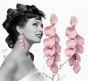 PENDIENTES Borla Larga Pétalo Rosa Oscuro, Estilo Zara Mate Impresionantes, - Imagen 1 de 2