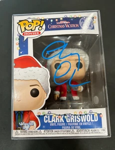 Funko pop Christmas Vacation Clark Griswold #242 Funko Pop signed Chevy Chase - Picture 1 of 4
