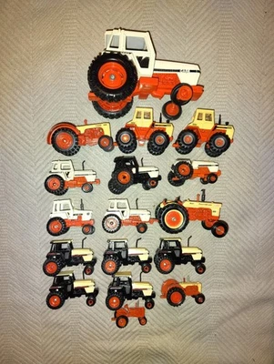 Lot Of 17 Ertl 1:64 Tractors Case Played with - Image 1 of 4