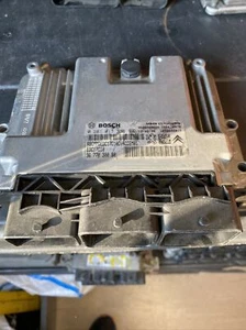Calculateur Peugeot Citroën 1.6 E-hdi EDC17C10 0281017336/ 9666729680 A Décoder - Foto 1 di 2
