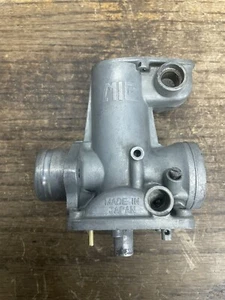 Kawasaki Z1 Mikuni VM28SC Left Inner Carburetor Body - Picture 1 of 6