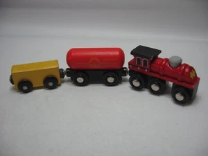 TRAIN ENGINE & CARGO CARRIAGES Wooden Train Track Set ( fits Brio Thomas ) AL04 - Picture 1 of 4