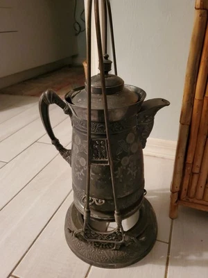 JARRA BASCULANTE BASCULANTE CHAPADA EN PLATA Grabada Floral Antigua Deslustrada  Foto 1 de 4