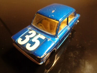 CORGI TOYS HILLMAN IMP (COD. 251) IN OTTIME CONDIZIONI S. 1:43 - Immagine 1 di 3