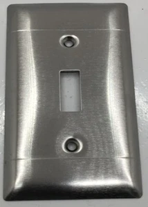 SS1 HUBBELL WALLPLATE 1-GANG SWITCH STAINLESS STEEL - Picture 1 of 3