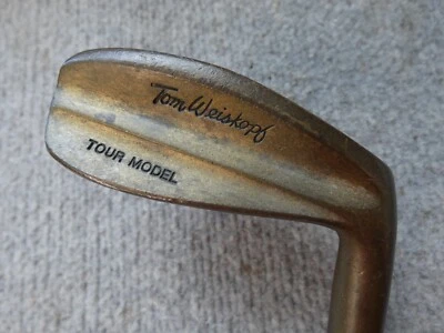 GOLF CLUB  VINTAGE NORTHWESTERN  CHIPPER TOUR MODEL TOP WEISKOPF - Image 1 of 4