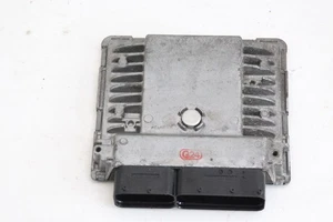 Centralina motore Skoda ROOMSTER 5J 03F906070AR 1.2 63 KW 86 CV benzina 01-2011 - Foto 1 di 3