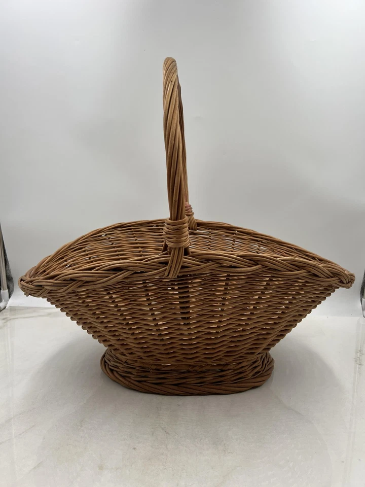 Cesta de mimbre ovalada grande vintage con mango de almacenamiento tejida decoración de campo granja Foto 1 de 4